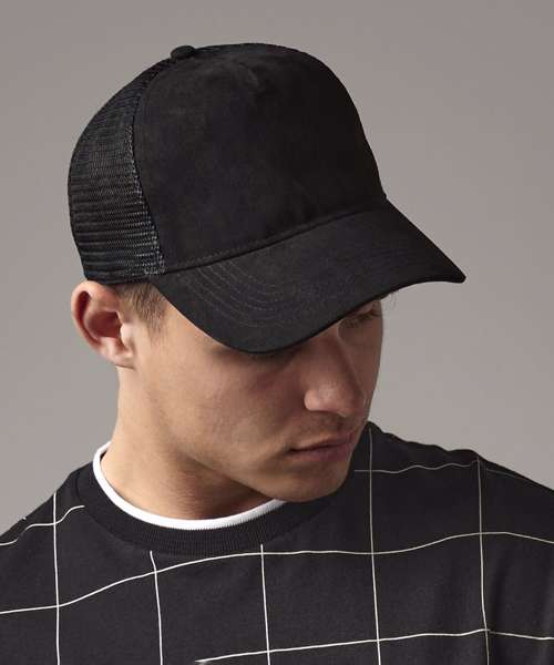 Suede snapback trucker