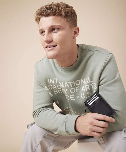 Boutique card holder